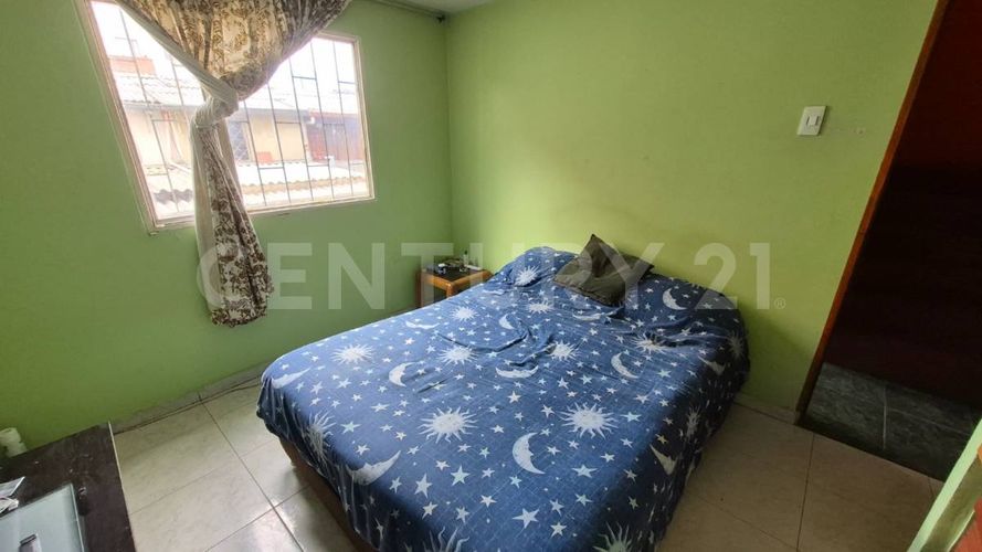 Casa de 8 alcobas en venta en Santa Cecilia, Bogotá, 288 m² · foto 10 de 19