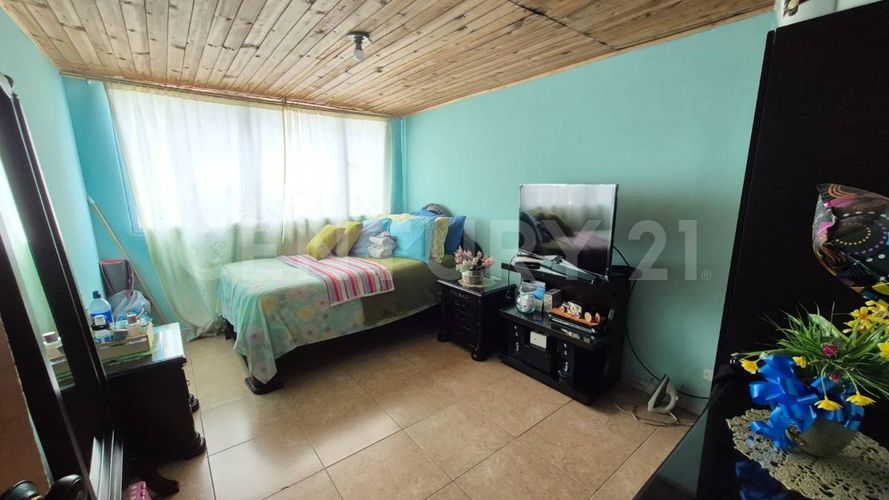 Casa de 8 alcobas en venta en Santa Cecilia, Bogotá, 288 m² · foto 14 de 19