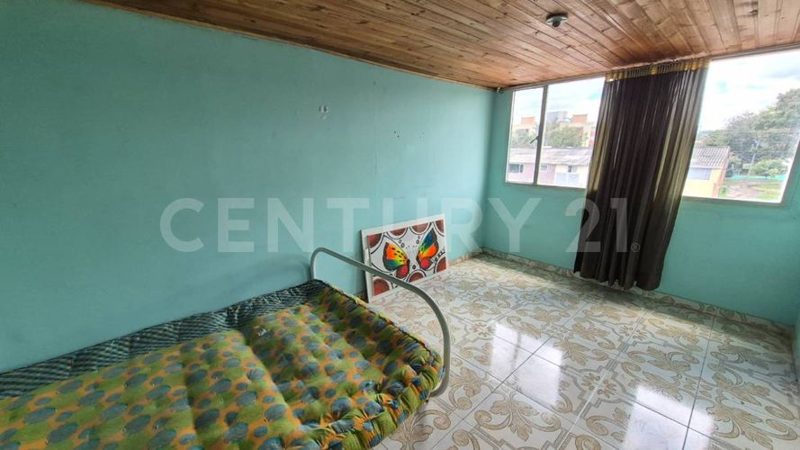 Casa de 8 alcobas en venta en Santa Cecilia, Bogotá, 288 m² · foto 15 de 19