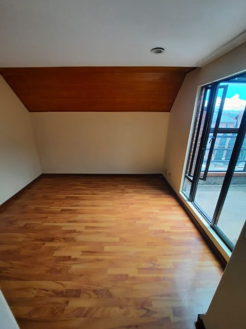 Apartamento en venta en Quinta Paredes, Bogotá · foto 12 de 20