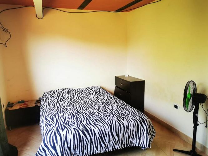 Casa de 8 alcobas en venta en La Esperanza, Ibagué, 245 m² · foto 9 de 24