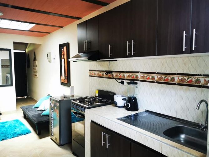 Casa de 8 alcobas en venta en La Esperanza, Ibagué, 245 m² · foto 23 de 24