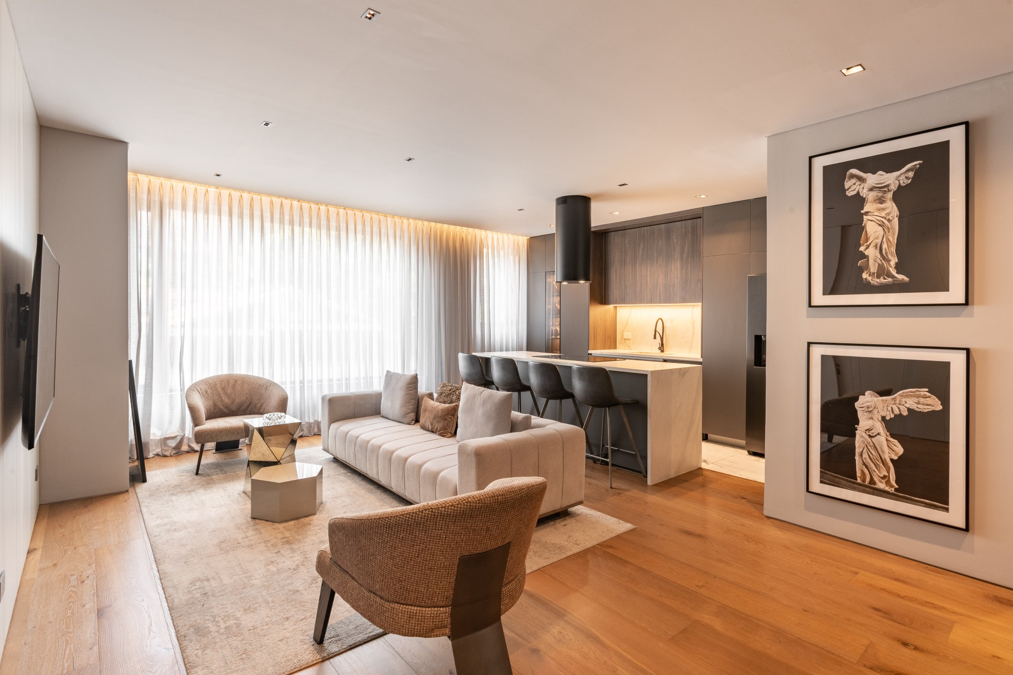Apartamento en venta en El Refugio, Bogotá · foto 3 de 24