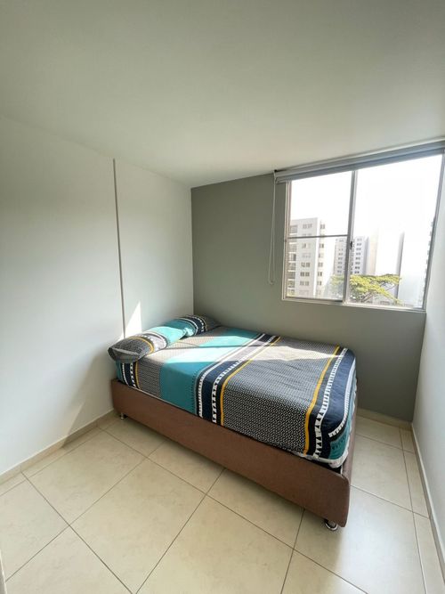 Apartamento de 3 alcobas en venta en Zona Industrial, Yumbo, 55 m² · foto 2 de 24