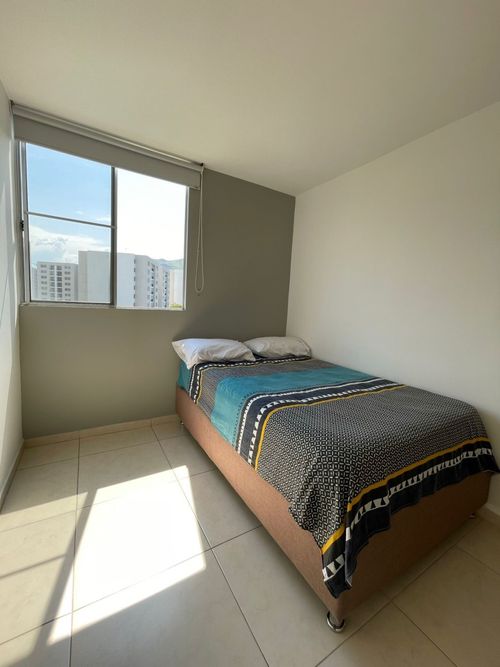 Apartamento de 3 alcobas en venta en Zona Industrial, Yumbo, 55 m² · foto 11 de 24