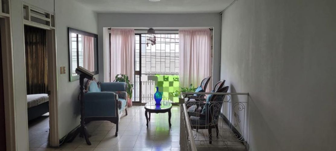 Casa de 6 alcobas en venta en Porvenir, Cali, 216 m² · foto 3 de 21