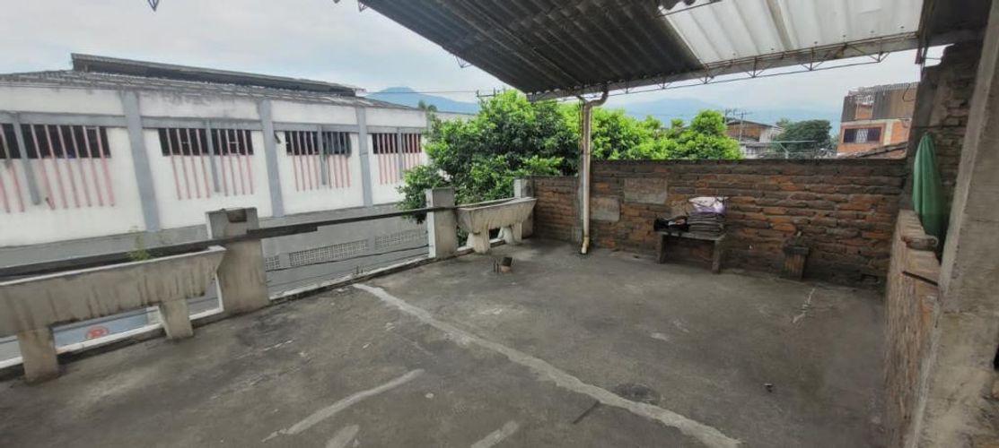 Casa de 6 alcobas en venta en Porvenir, Cali, 216 m² · foto 9 de 21