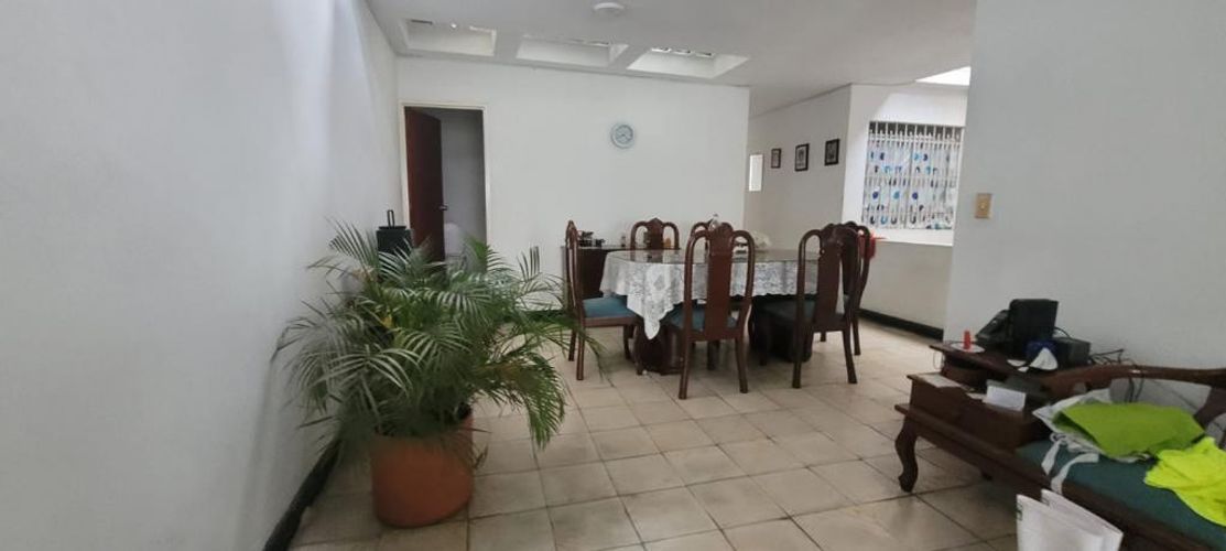 Casa de 6 alcobas en venta en Porvenir, Cali, 216 m² · foto 14 de 21