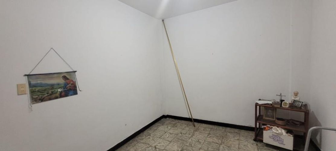Casa de 6 alcobas en venta en Porvenir, Cali, 216 m² · foto 16 de 21