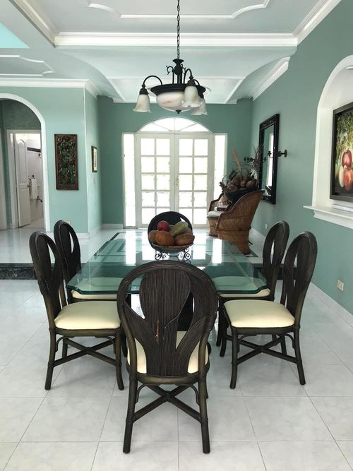 Casa de 4 alcobas en venta en Girardot, Girardot, 362 m² · foto 3 de 22