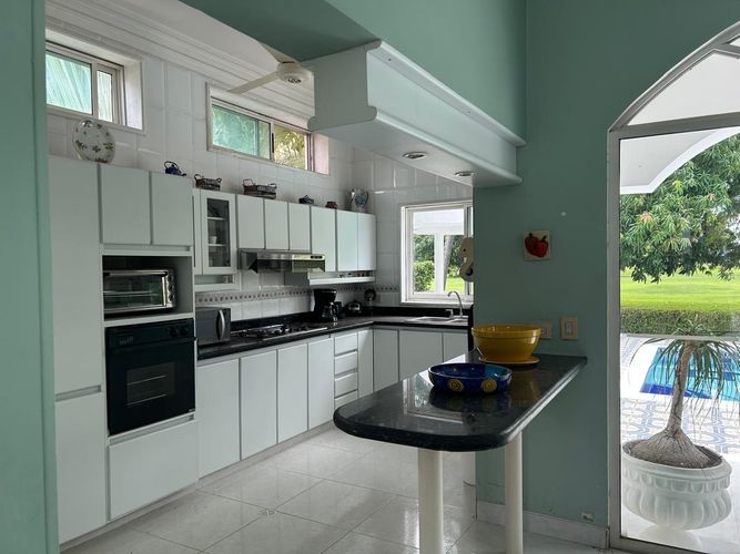 Casa de 4 alcobas en venta en Girardot, Girardot, 362 m² · foto 5 de 22