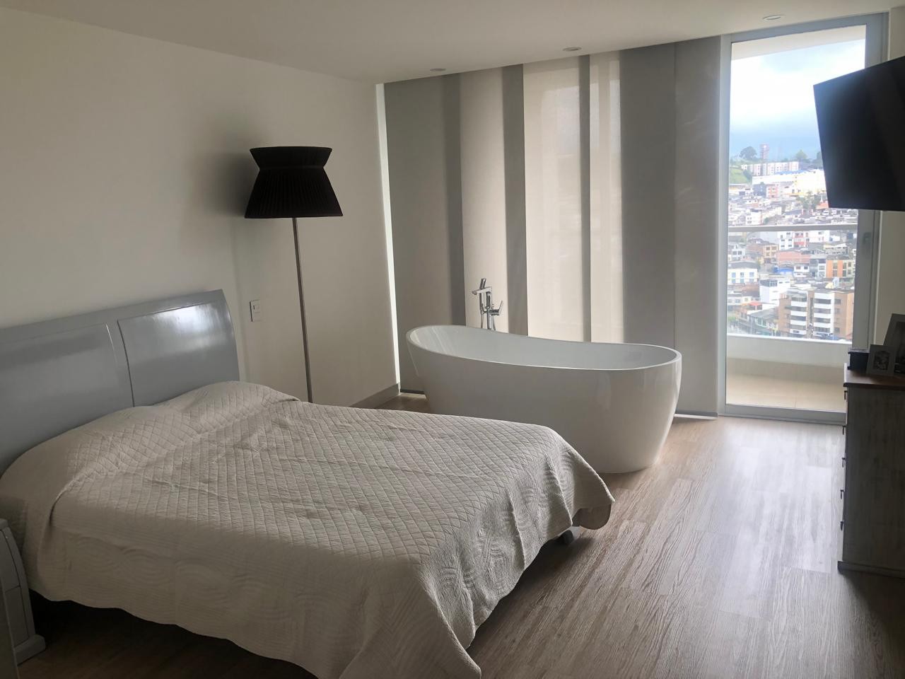 Apartamento en venta en Los Laureles, Manizales · foto 8 de 24
