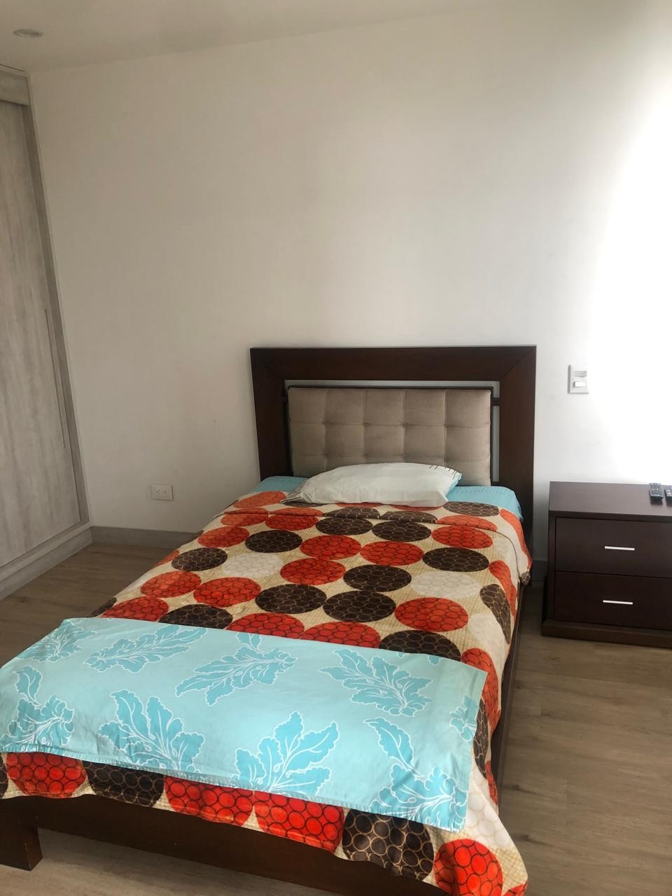 Apartamento en venta en Los Laureles, Manizales · foto 10 de 24