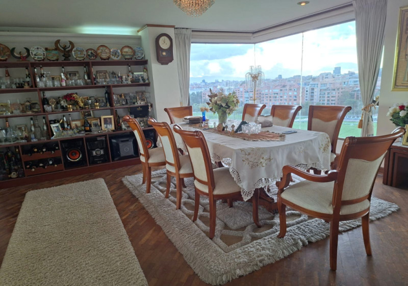 Apartamento en venta en La Carolina, Bogotá · foto 4 de 24
