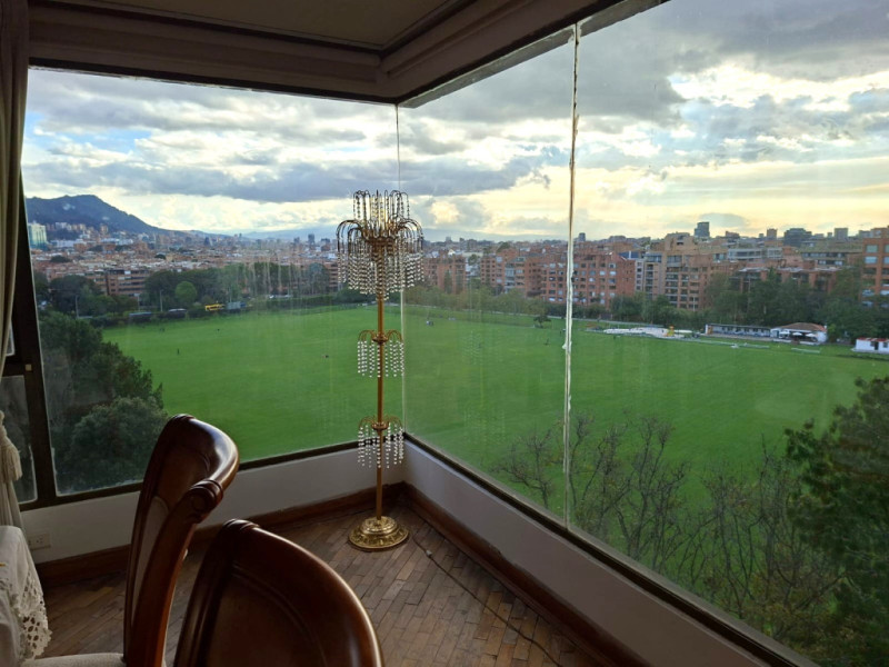 Apartamento en venta en La Carolina, Bogotá · foto 5 de 24