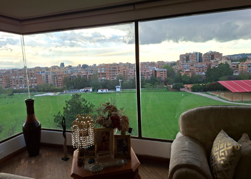 Apartamento en venta en La Carolina, Bogotá · foto 6 de 24