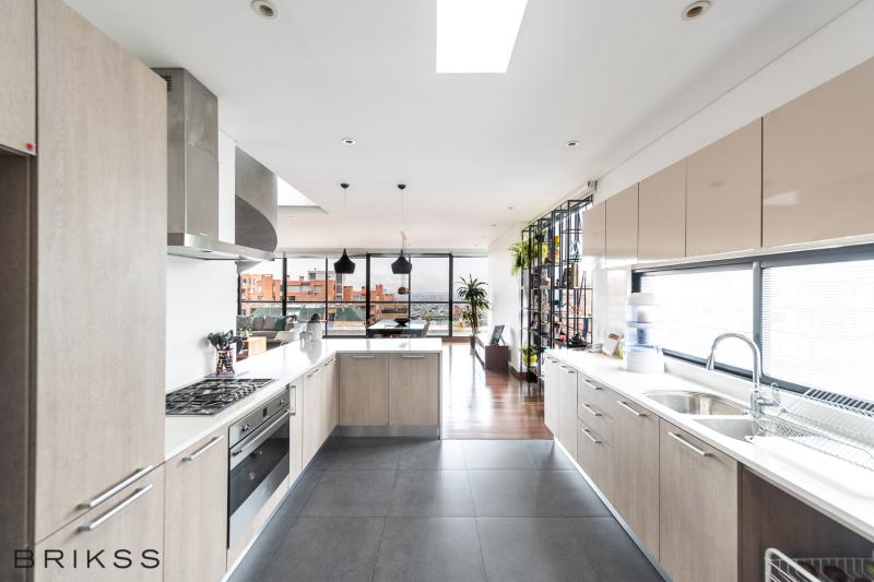 Apartamento en venta en Los Rosales, Bogotá · foto 6 de 16