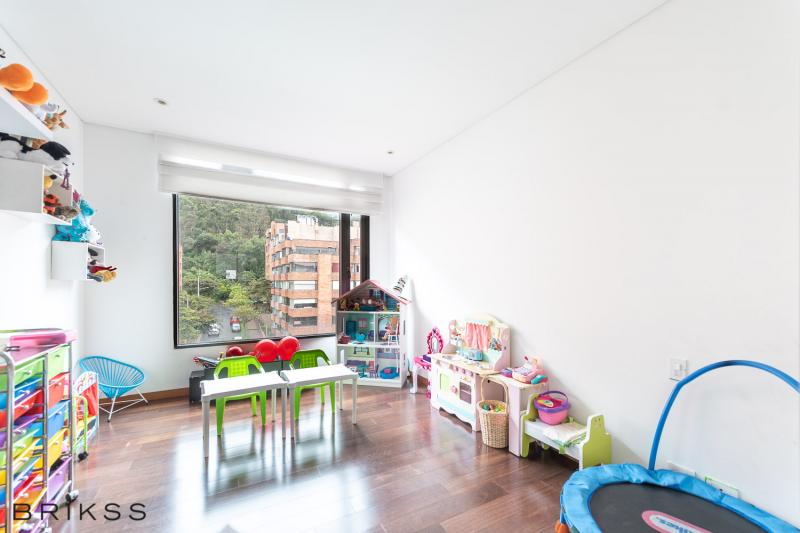 Apartamento en venta en Los Rosales, Bogotá · foto 14 de 16