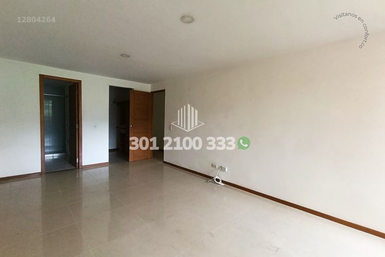 Apartamento de 3 alcobas en venta en Las Lomitas, Sabaneta, 111 m² · foto 14 de 24