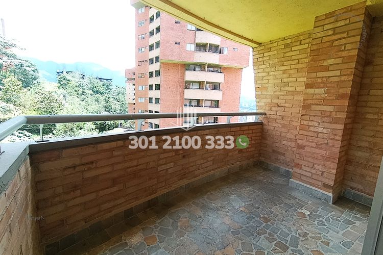 Apartamento de 3 alcobas en venta en Las Lomitas, Sabaneta, 111 m² · foto 16 de 24