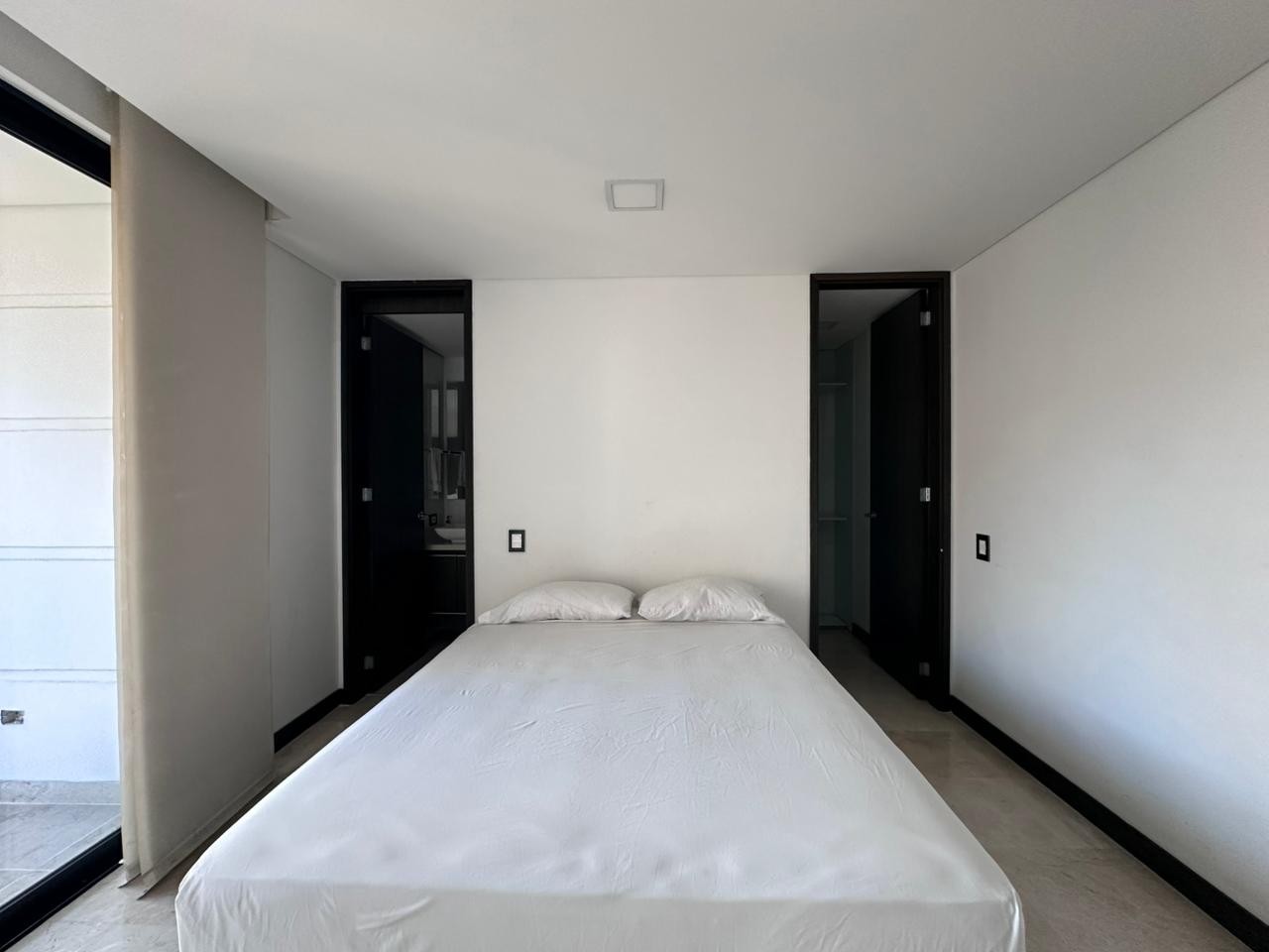 Apartamento en arriendo en El Poblado, Medellín · foto 12 de 17