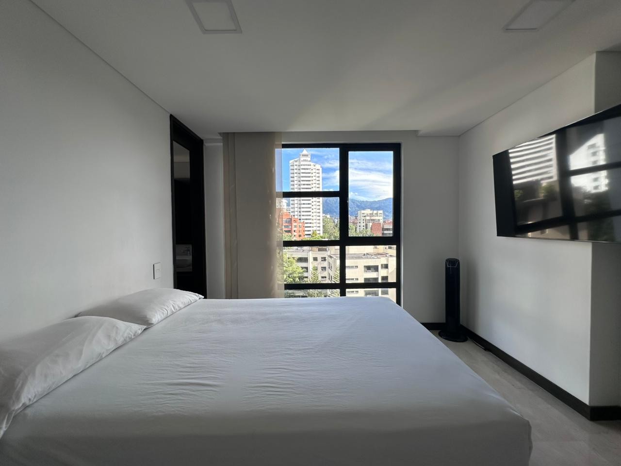 Apartamento en arriendo en El Poblado, Medellín · foto 10 de 17