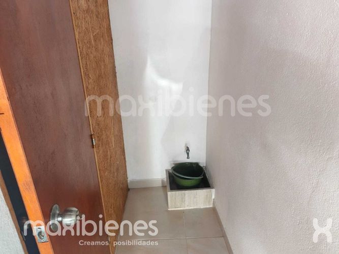 Local en arriendo en Centro, Rionegro, 15 m² · foto 3 de 4