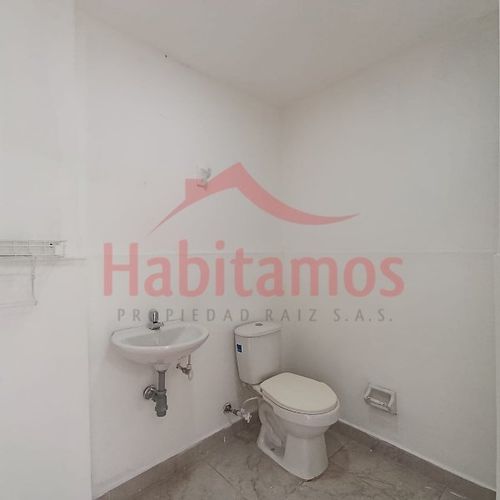 Oficina en arriendo en Zona Centro, Envigado, 36 m² · foto 5 de 5