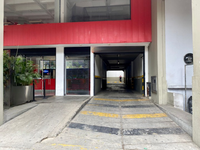 Local en arriendo en Granada, Cali, 582 m² · foto 2 de 17