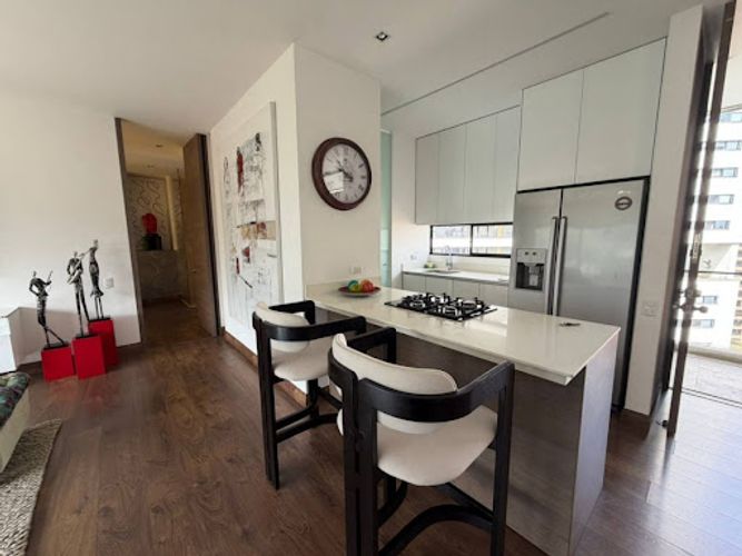 Apartamento de 2 alcobas en arriendo en San Lucas, Medellín, 100 m² · foto 3 de 10