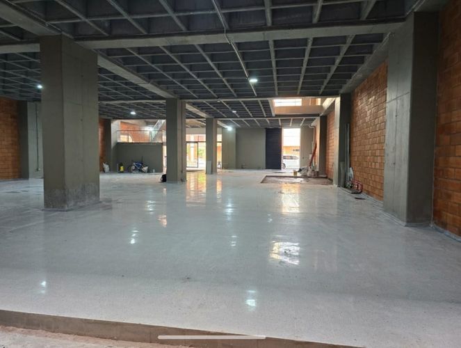 Edificio en arriendo en Perpetuo Socorro, Medellín, 3000 m² · foto 5 de 9