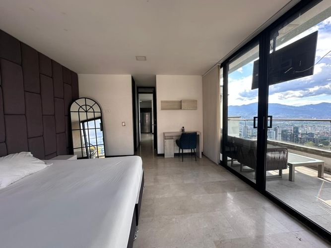 Apartamento de 1 alcoba en arriendo en El Poblado, Medellín, 60 m² · foto 10 de 11