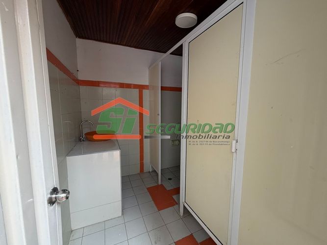 Casa de 8 alcobas en venta en Centro, Bucaramanga, 390 m² · foto 16 de 22