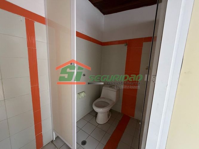 Casa de 8 alcobas en venta en Centro, Bucaramanga, 390 m² · foto 17 de 22