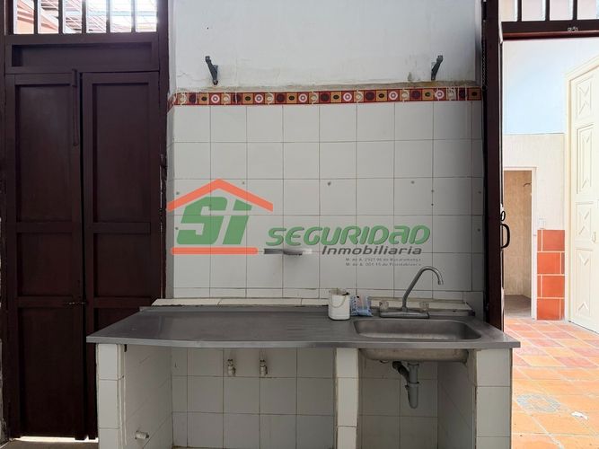 Casa de 8 alcobas en venta en Centro, Bucaramanga, 390 m² · foto 12 de 22