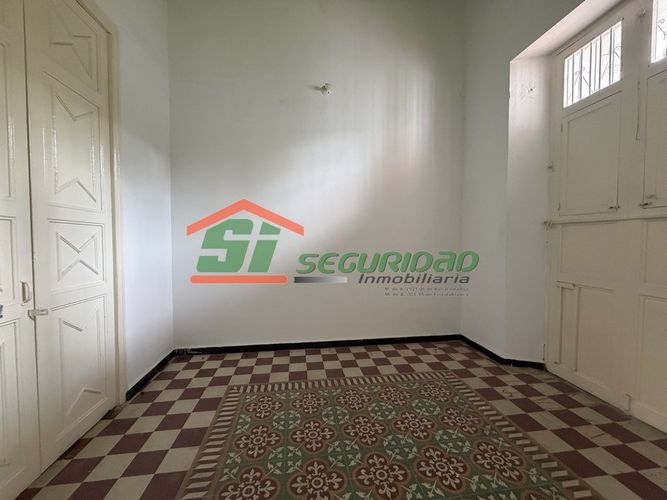 Casa de 8 alcobas en venta en Centro, Bucaramanga, 390 m² · foto 5 de 22