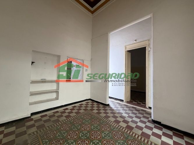Casa de 8 alcobas en venta en Centro, Bucaramanga, 390 m² · foto 9 de 22