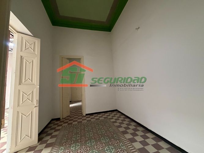 Casa de 8 alcobas en venta en Centro, Bucaramanga, 390 m² · foto 7 de 22