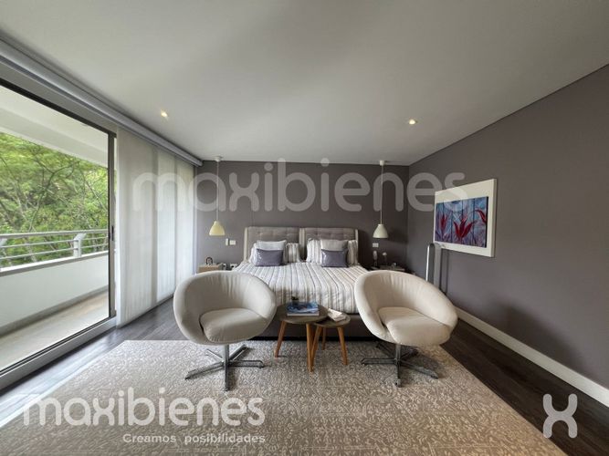Apartamento de 4 alcobas en arriendo en Las Lomas, Medellín, 316 m² · foto 19 de 24