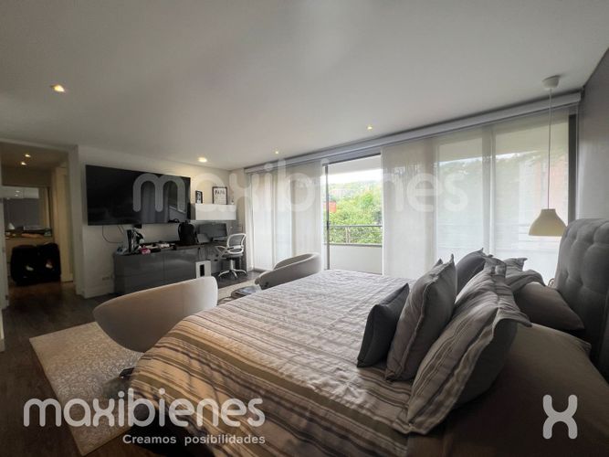 Apartamento de 4 alcobas en arriendo en Las Lomas, Medellín, 316 m² · foto 20 de 24