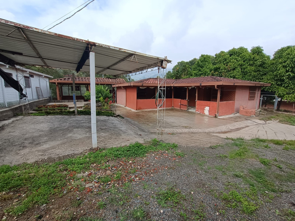 Casa Lote en Arriendo en San cristobal, Medellín en San Cristobal
