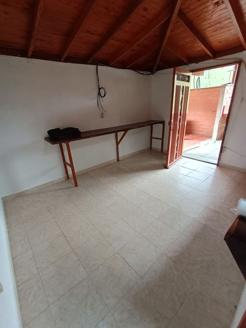 Casa de 3 alcobas en arriendo en San Cristobal, Medellín, 2000 m² · foto 10 de 24