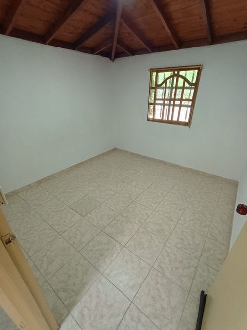 Casa de 3 alcobas en arriendo en San Cristobal, Medellín, 2000 m² · foto 15 de 24