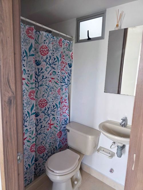 Apartamento de 2 alcobas en venta en Zona Industrial, Yumbo, 47 m² · foto 8 de 10