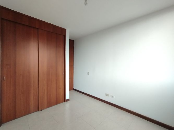 Apartamento de 3 alcobas en arriendo en El Poblado, Medellín, 99 m² · foto 16 de 20
