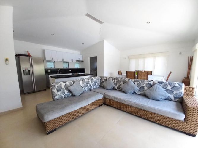 Casa de 4 alcobas en venta en Ricaurte, Ricaurte, 238 m² · foto 9 de 24