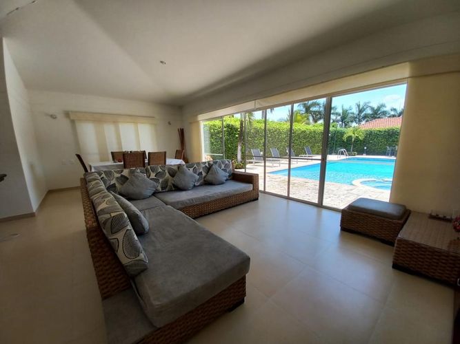 Casa de 4 alcobas en venta en Ricaurte, Ricaurte, 238 m² · foto 11 de 24