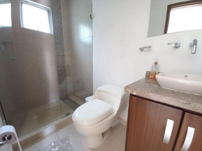 Casa de 4 alcobas en venta en Ricaurte, Ricaurte, 238 m² · foto 22 de 24