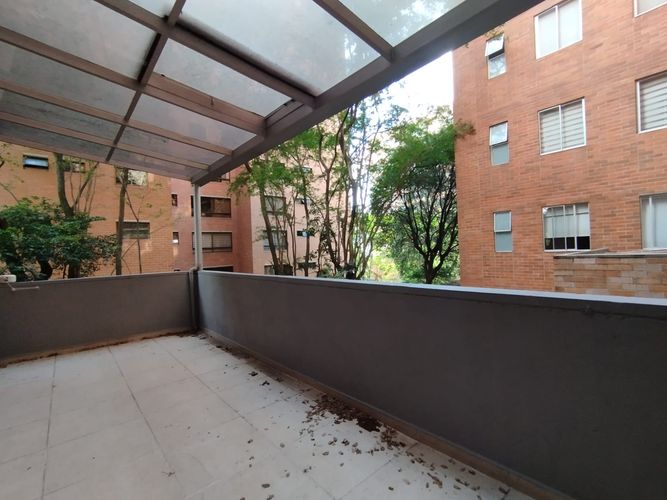 Apartamento de 3 alcobas en arriendo en El Poblado, Medellín, 105 m² · foto 19 de 20