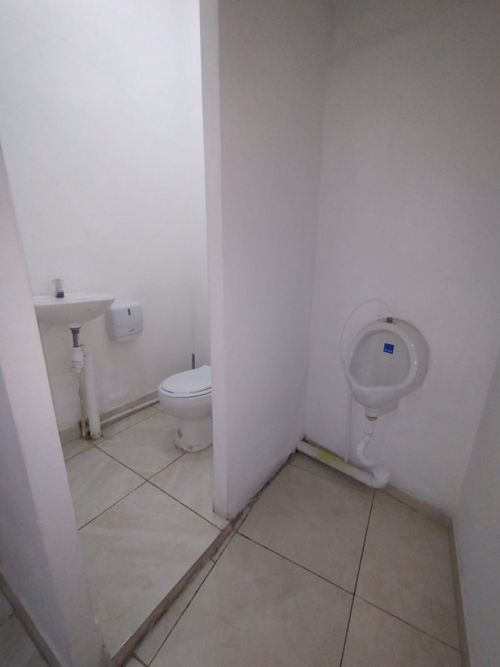 Local en arriendo en Granada, Cali, 45 m² · foto 3 de 4